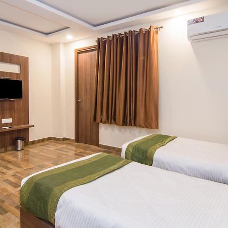 Treebo Trend Bipin International Otel Lucknow Dış mekan fotoğraf
