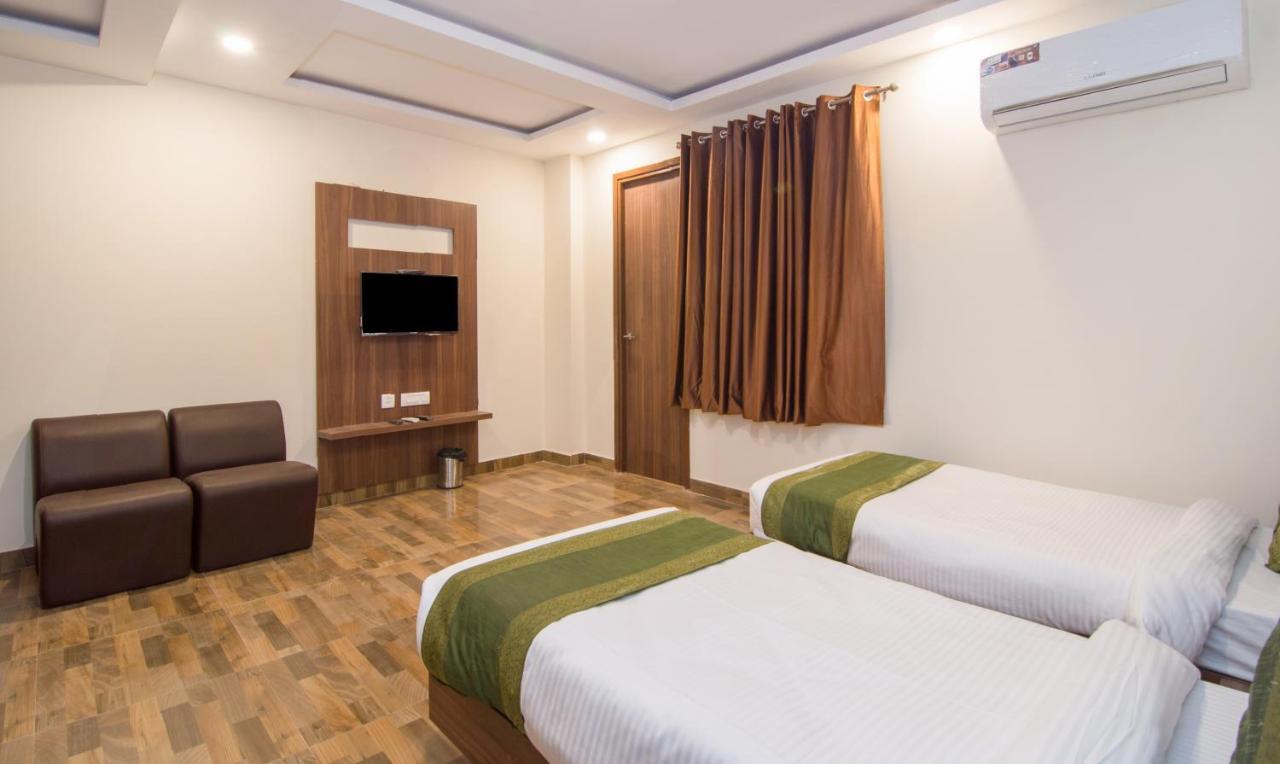 Treebo Trend Bipin International Otel Lucknow Dış mekan fotoğraf