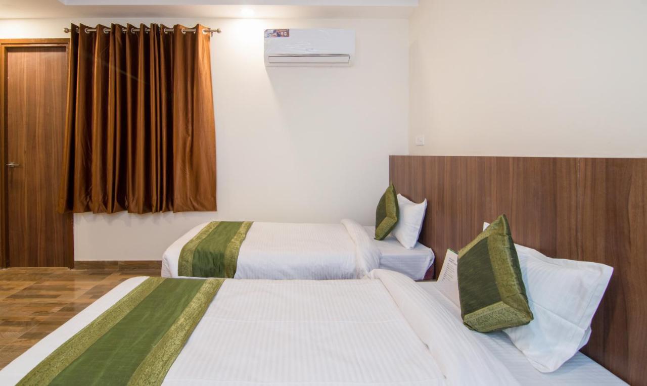Treebo Trend Bipin International Otel Lucknow Dış mekan fotoğraf