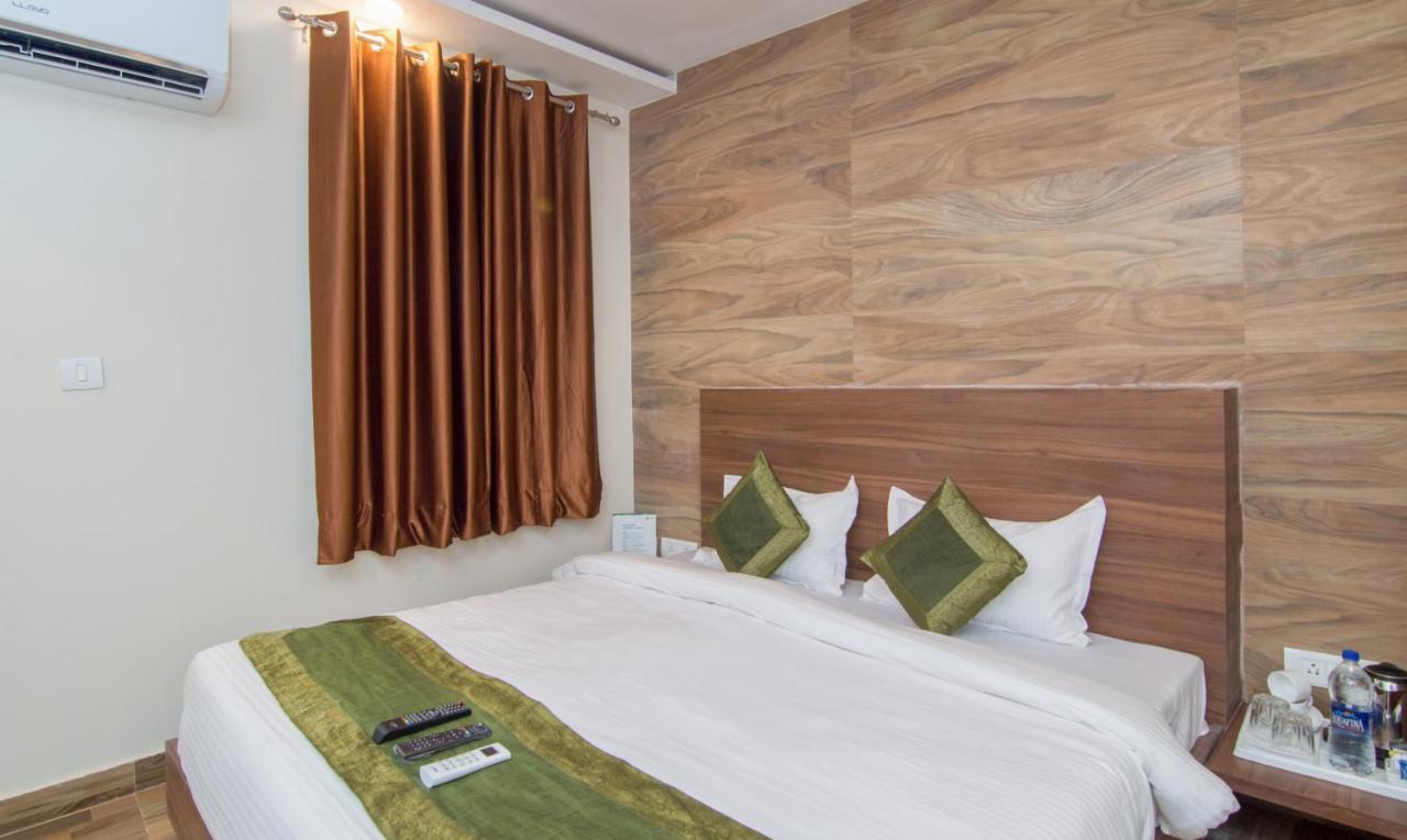 Treebo Trend Bipin International Otel Lucknow Dış mekan fotoğraf